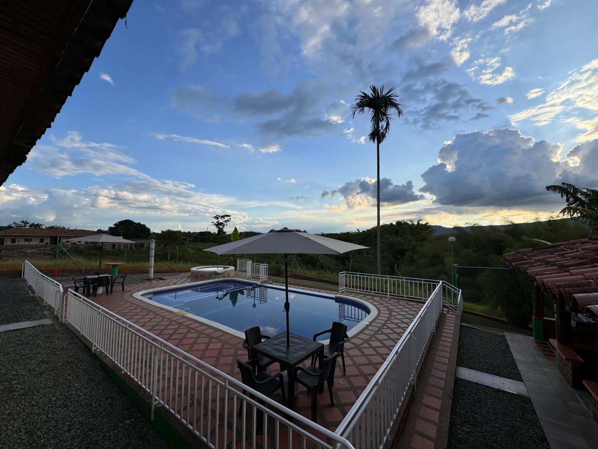 Finca La Gaviota Montenegro Exterior photo