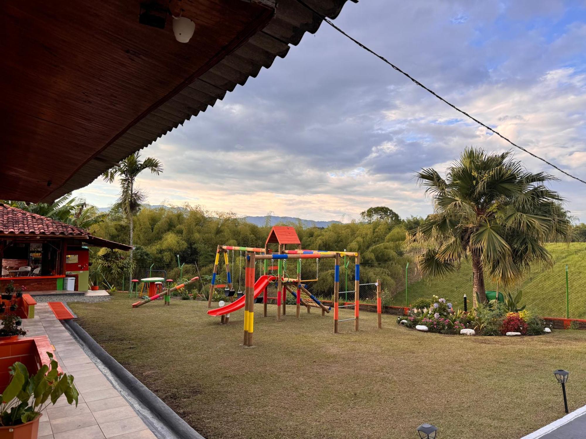 Finca La Gaviota Montenegro Exterior photo